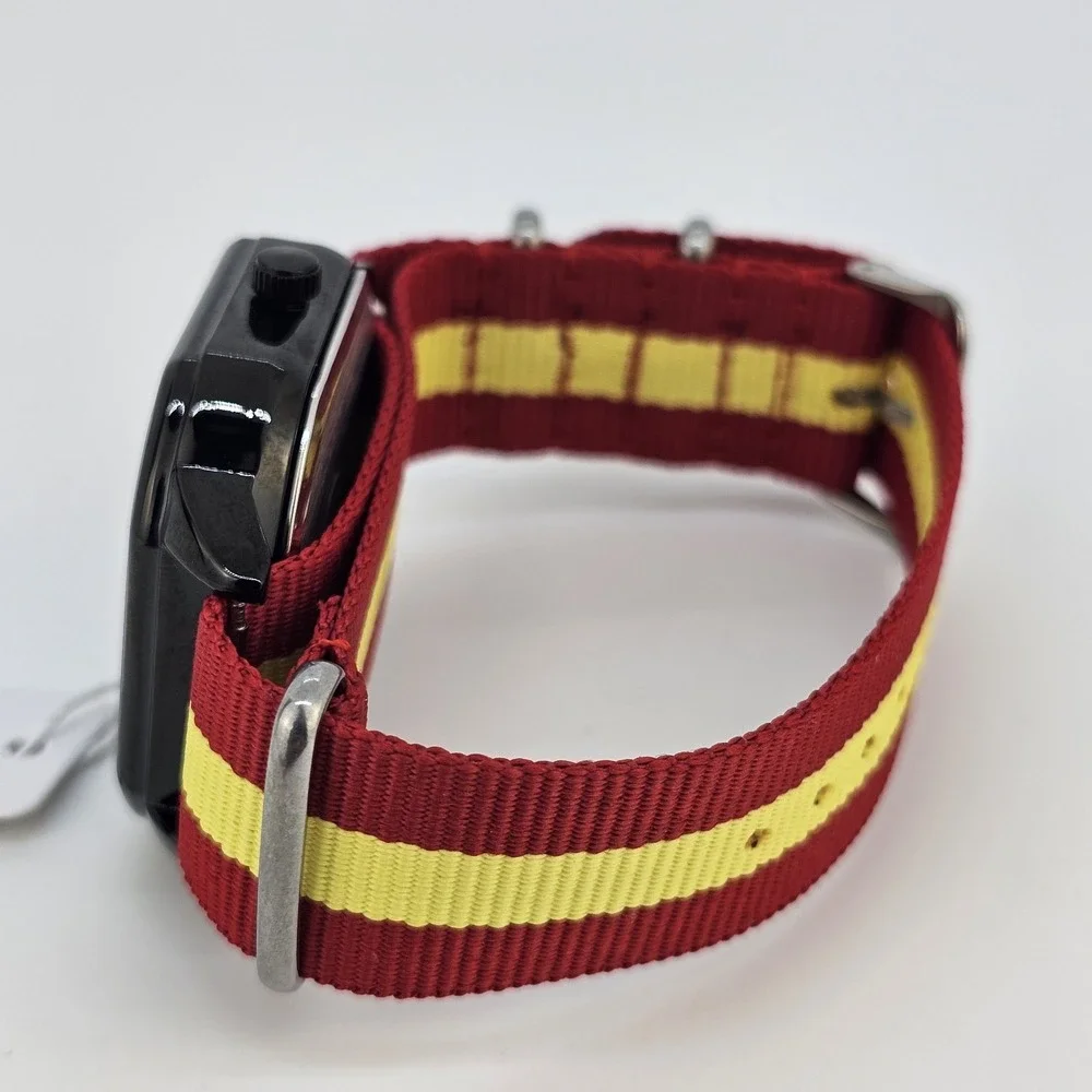 Men's‎ Watch 42MM Black Dial Date Indicator Red Yellow Canvas Bands New Battery